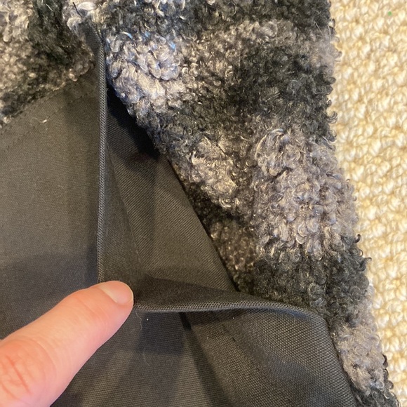 ❌SOLD❌ Varley Napoli fleece zebra print jacket - Picture 14 of 15